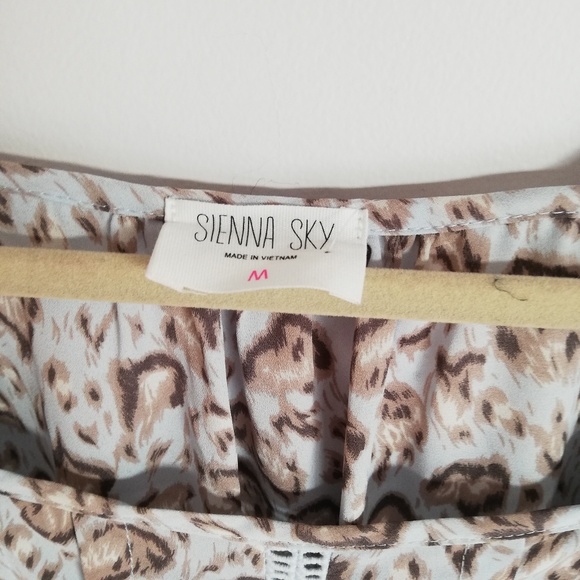 Siena Sky Cropped Top Medium Very light material - Picture 6 of 6